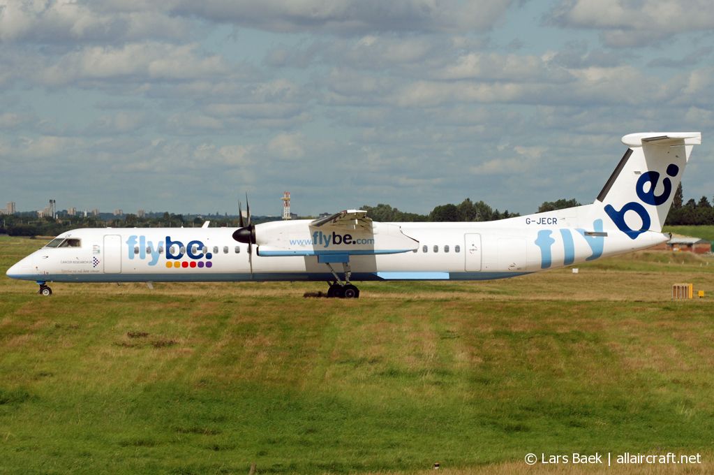 G-JECR (4139) Bombardier Dash 8-Q402