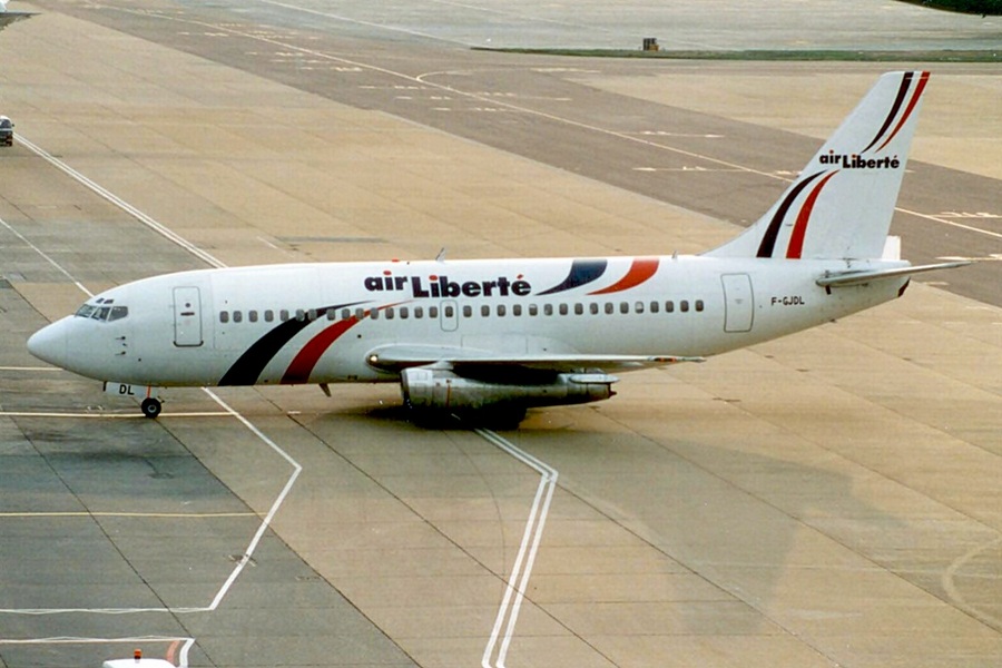 F-GJDL (20440) 1970 Boeing 737-210C