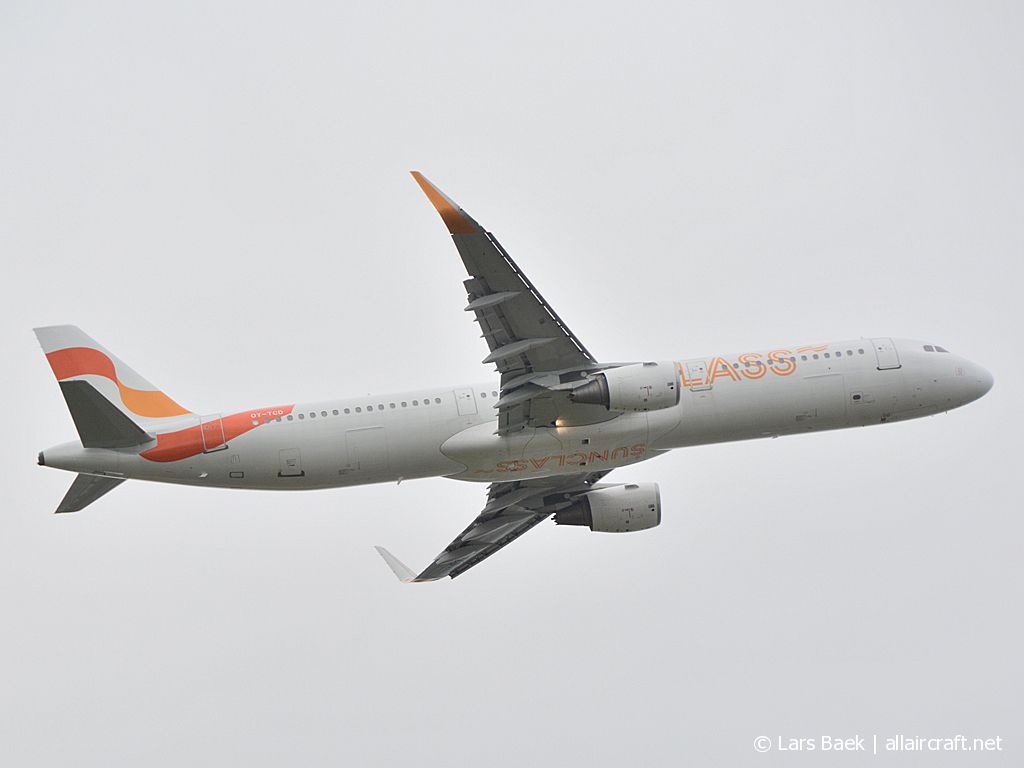 OY-TCD (6314) 2014 Airbus A321-211(WL)