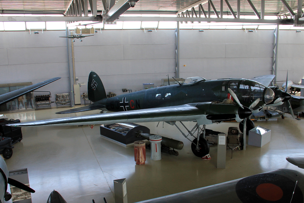 1526 / 5J+CN (1526) Heinkel He.111P-1