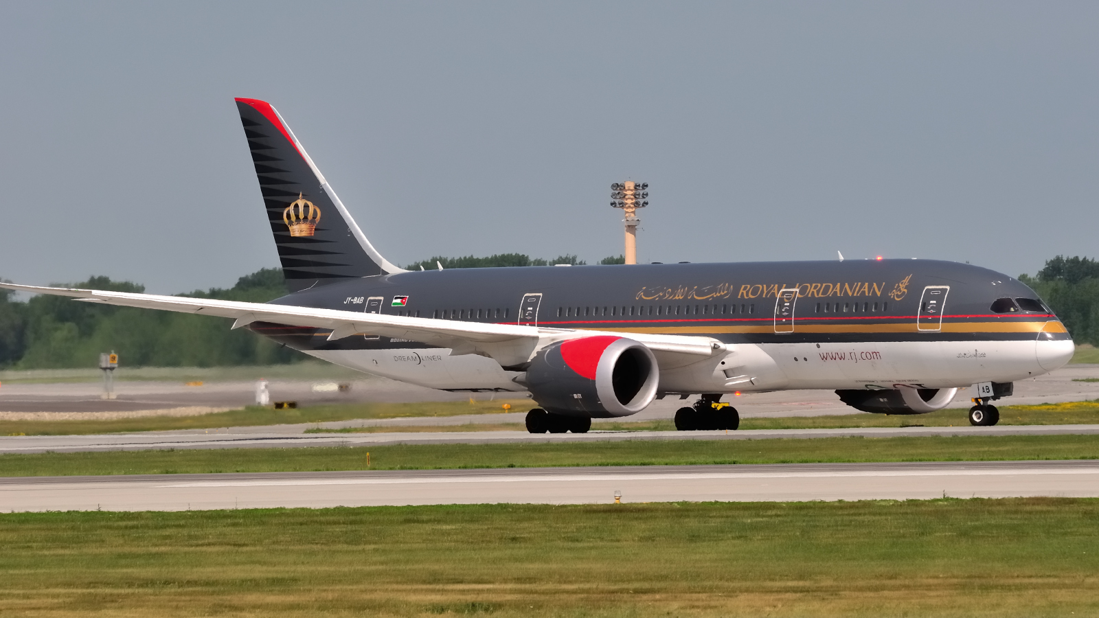JY-BAB (35319) 2014 Boeing 787-8 Dreamliner