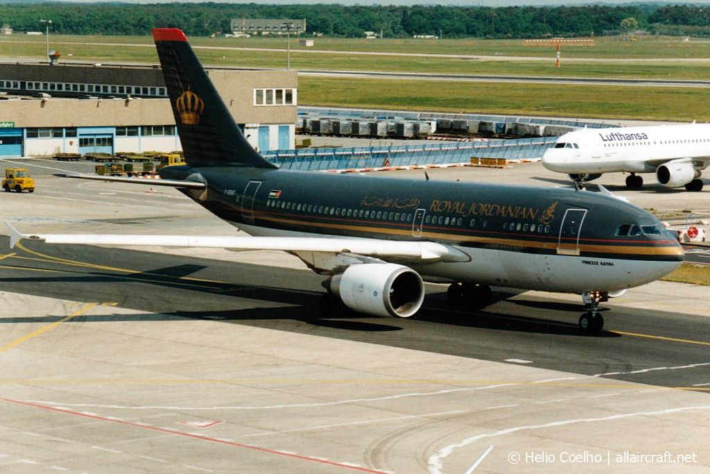 F-ODVF (445) 1987 Airbus A310-304