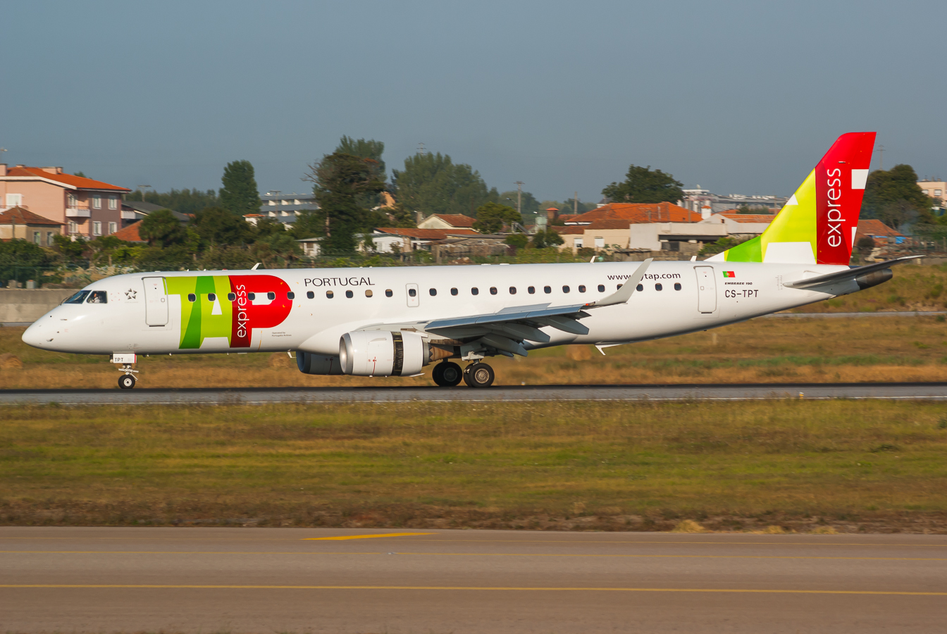 CS-TPT (19000495) Embraer 190-100LR