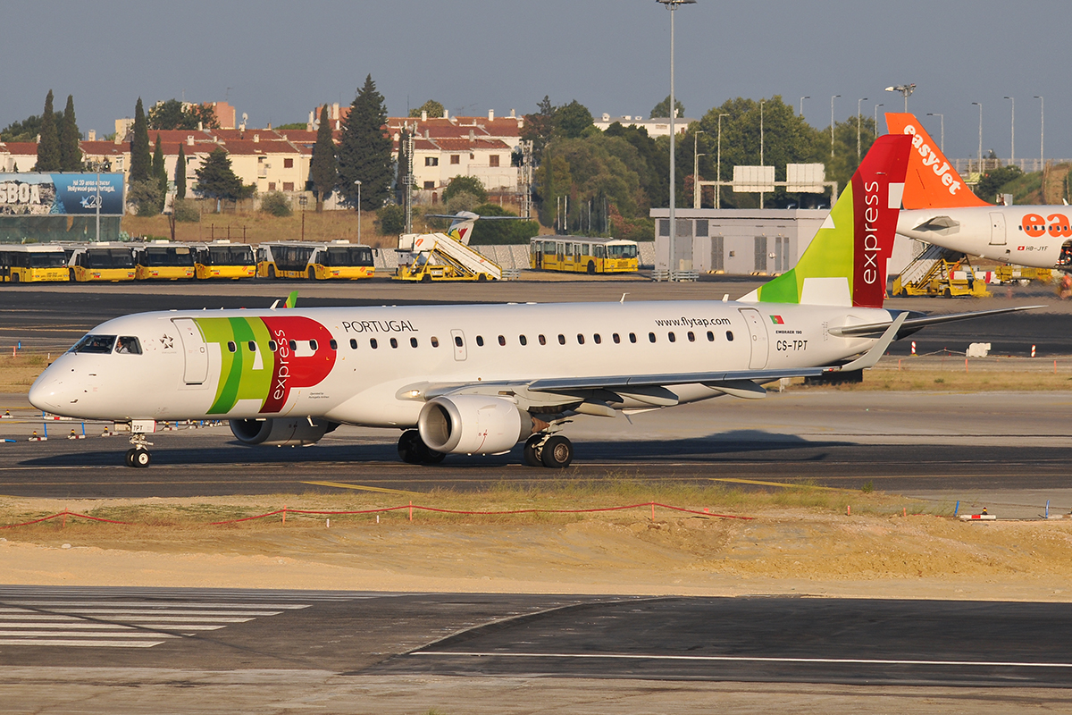 CS-TPT (19000495) Embraer 190-100LR