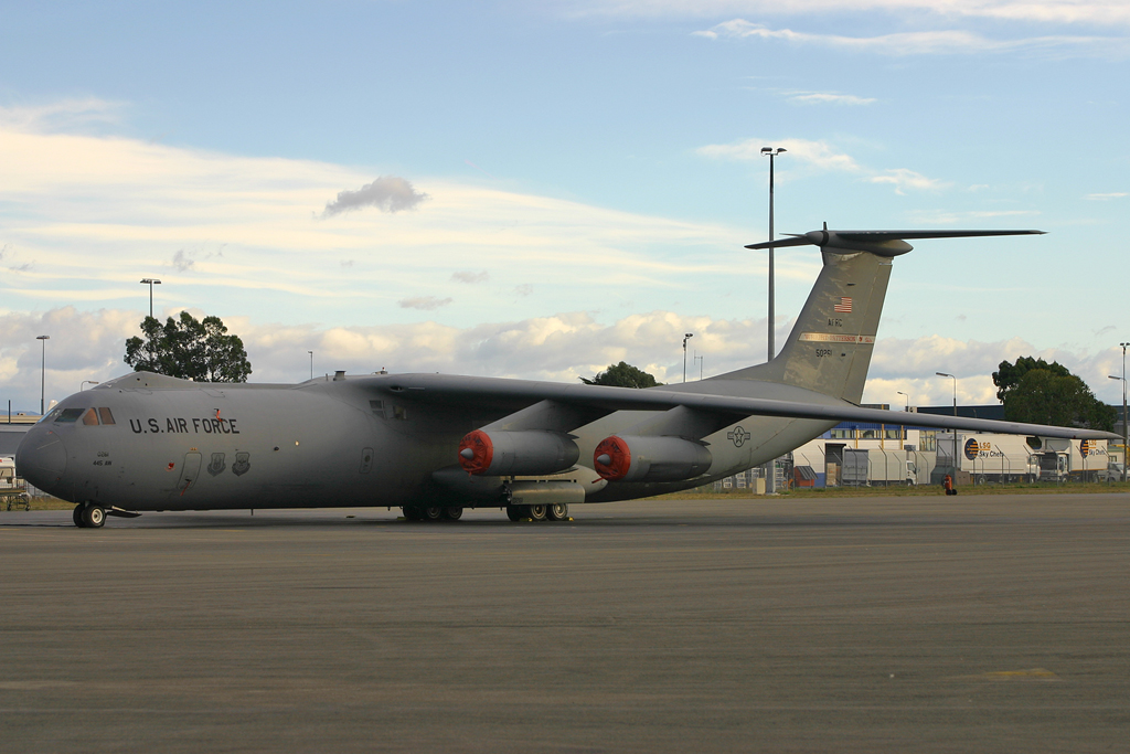 65-0261, (cn 300-6113), Lockheed C-141A Starlifter (L-300)