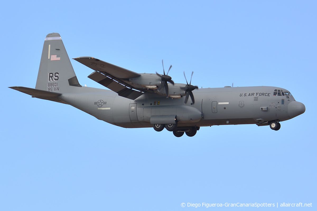 08-8601 (382-5609) Lockheed Martin C-130J-30 Hercules II