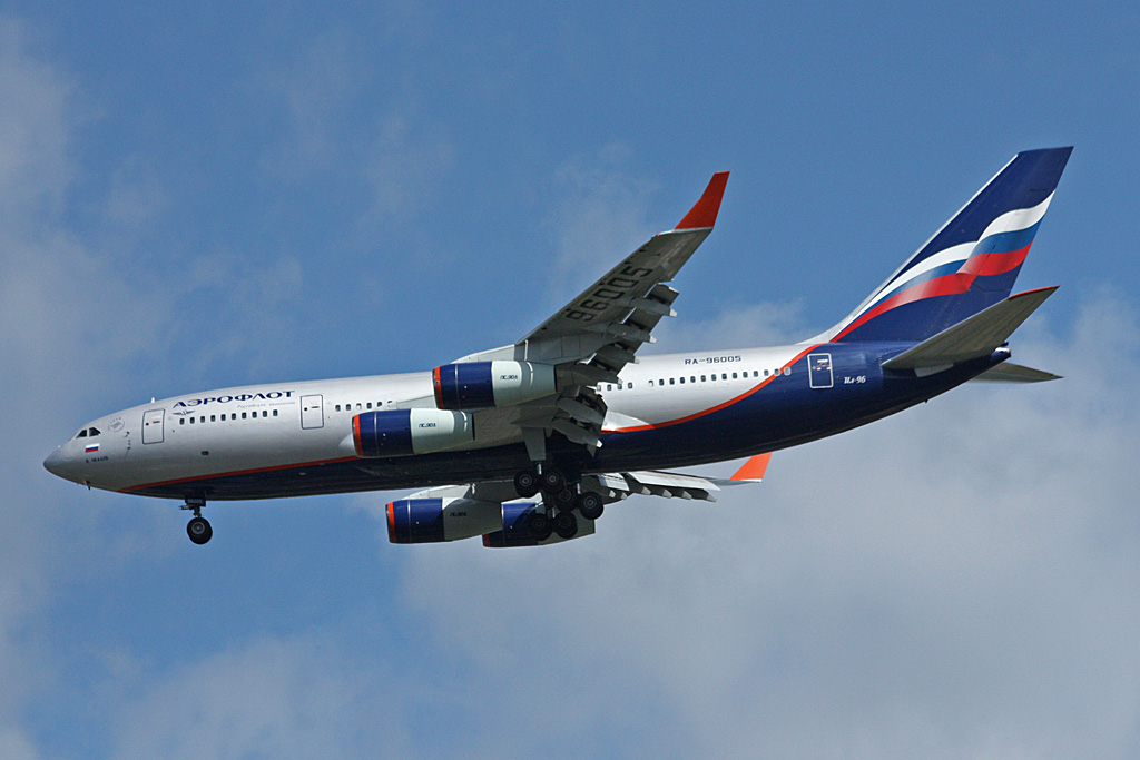RA-96005 (cn ..201002) Ilyushin Il-96-300