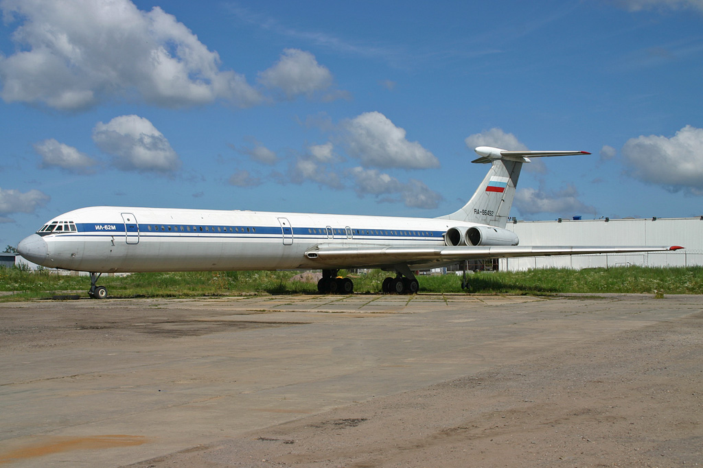 RA-86492 (4140324) 1981 Ilyushin Il-62M