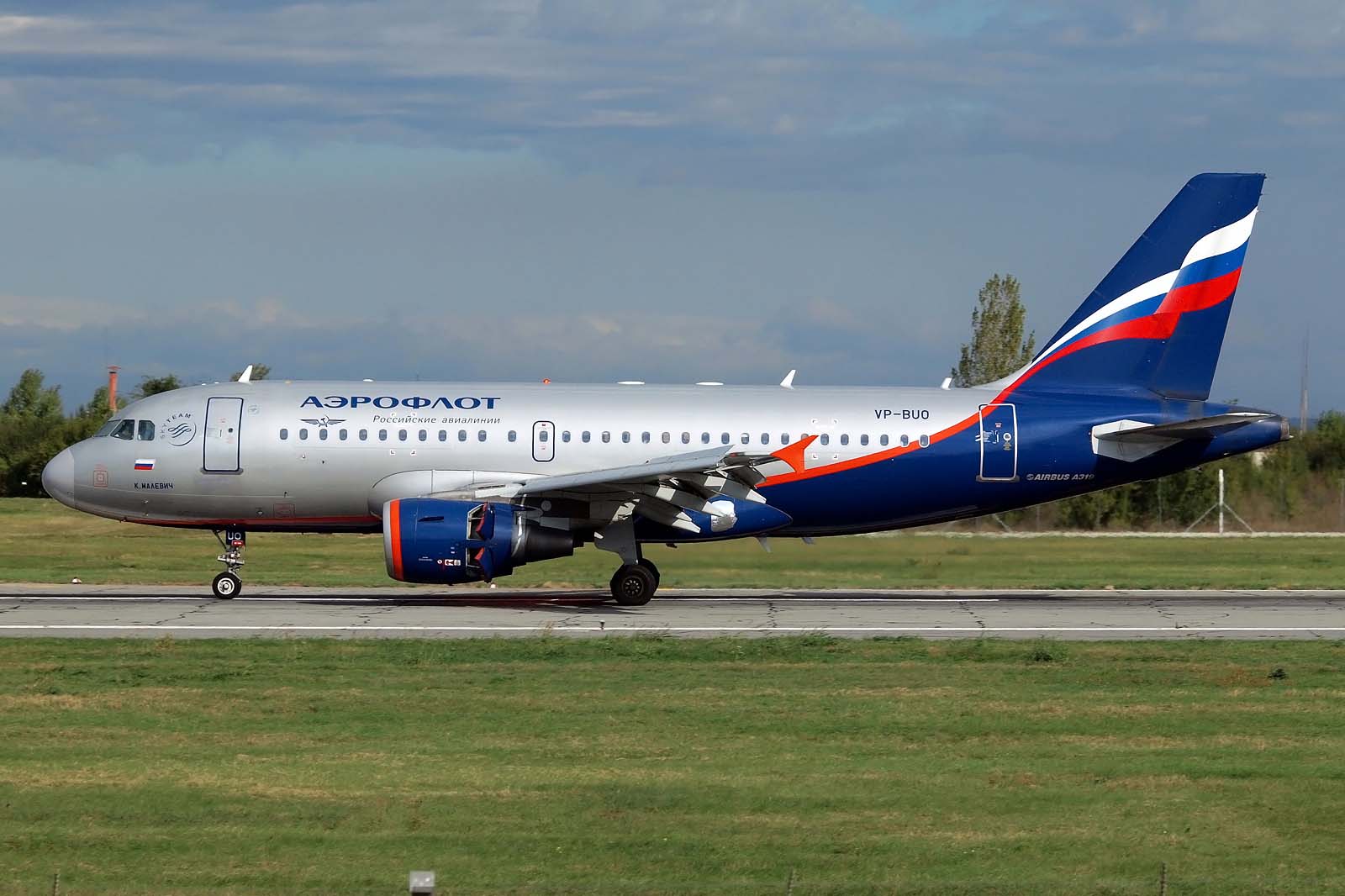 VP-BUO (cn 3336) Airbus A319-111