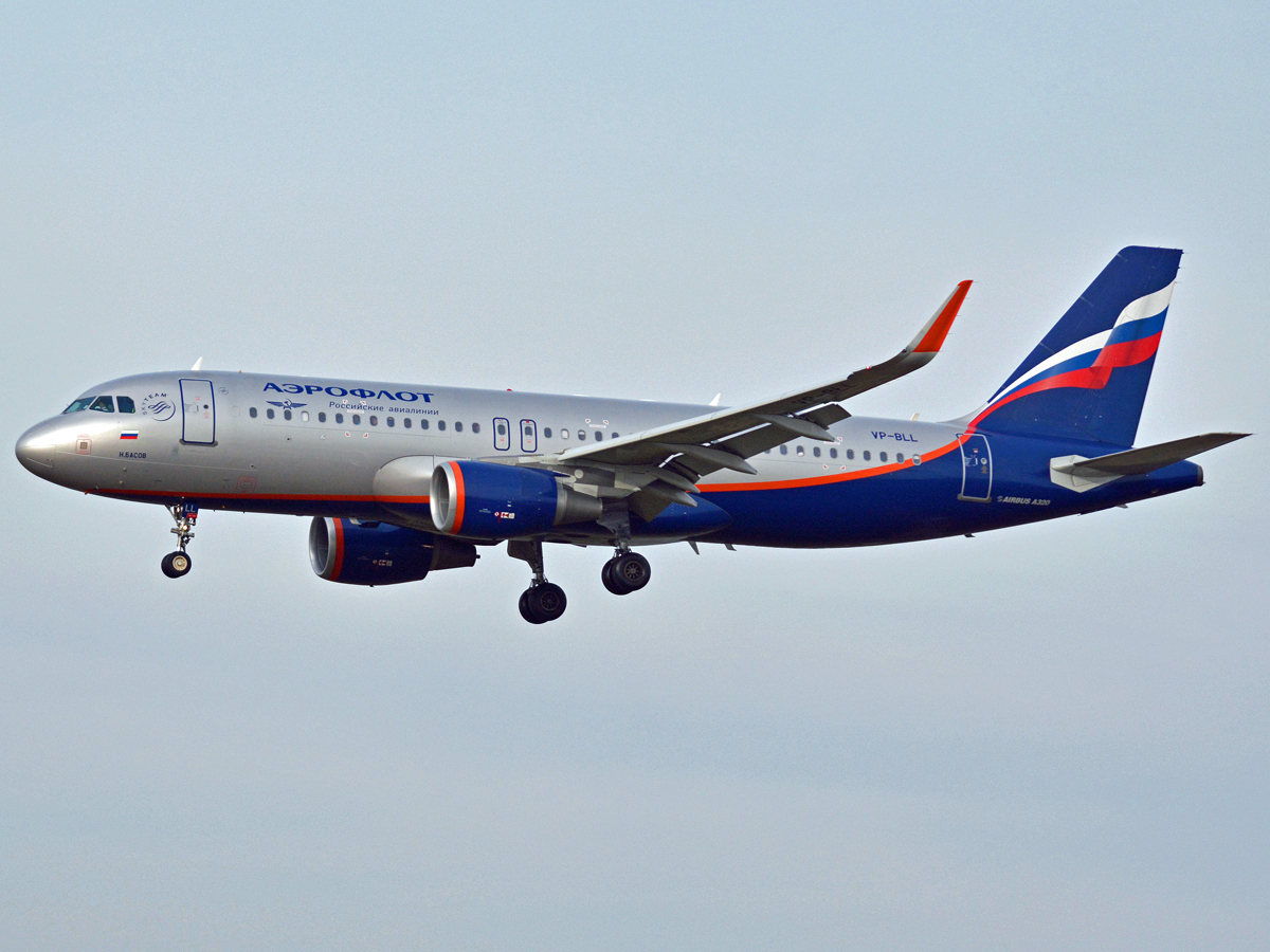 VP-BLL (5572) 2013 Airbus A320-214(WL)