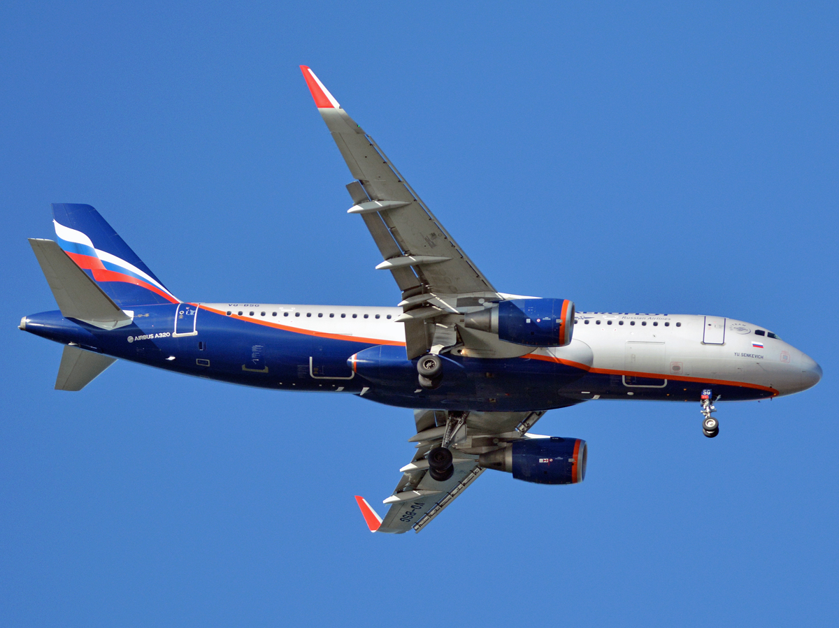 VQ-BSG, (cn 6017), Airbus A320-214