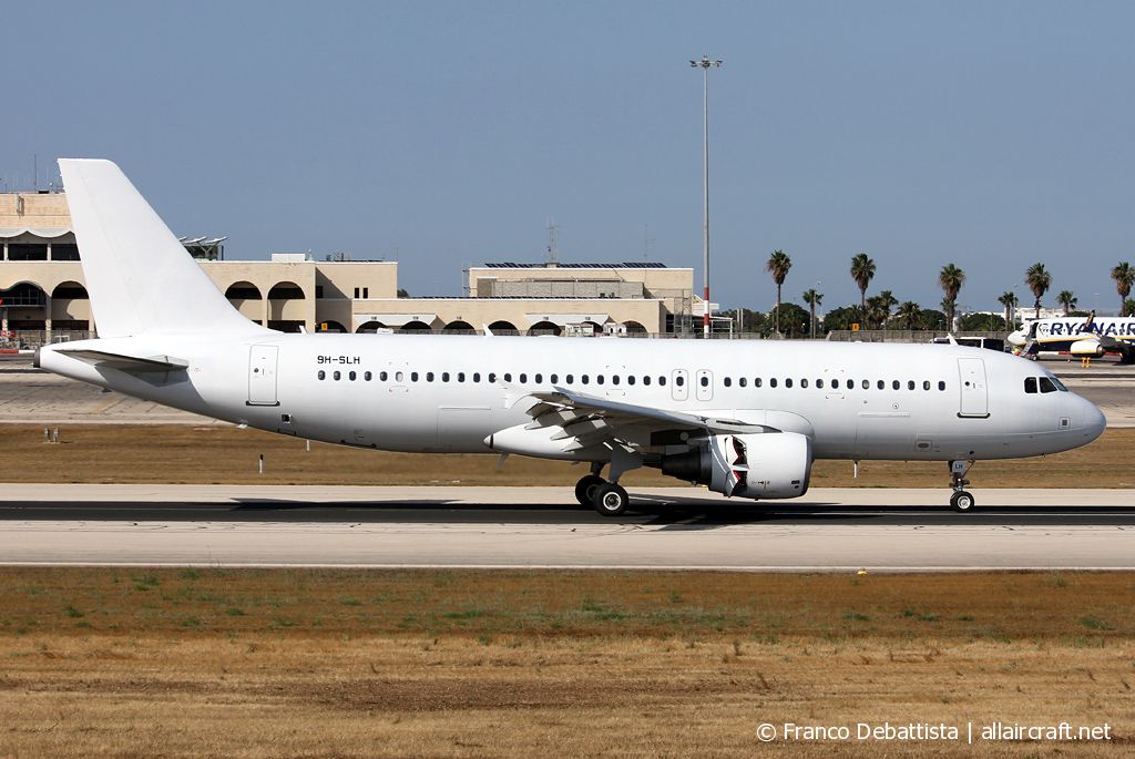 9H-SLH (3425) 2008 Airbus A320-214