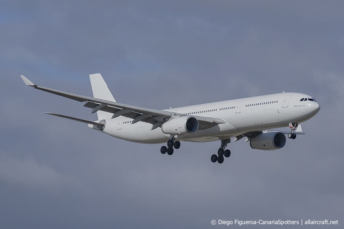 9H-SMG (1533) 2014 Airbus A330-343