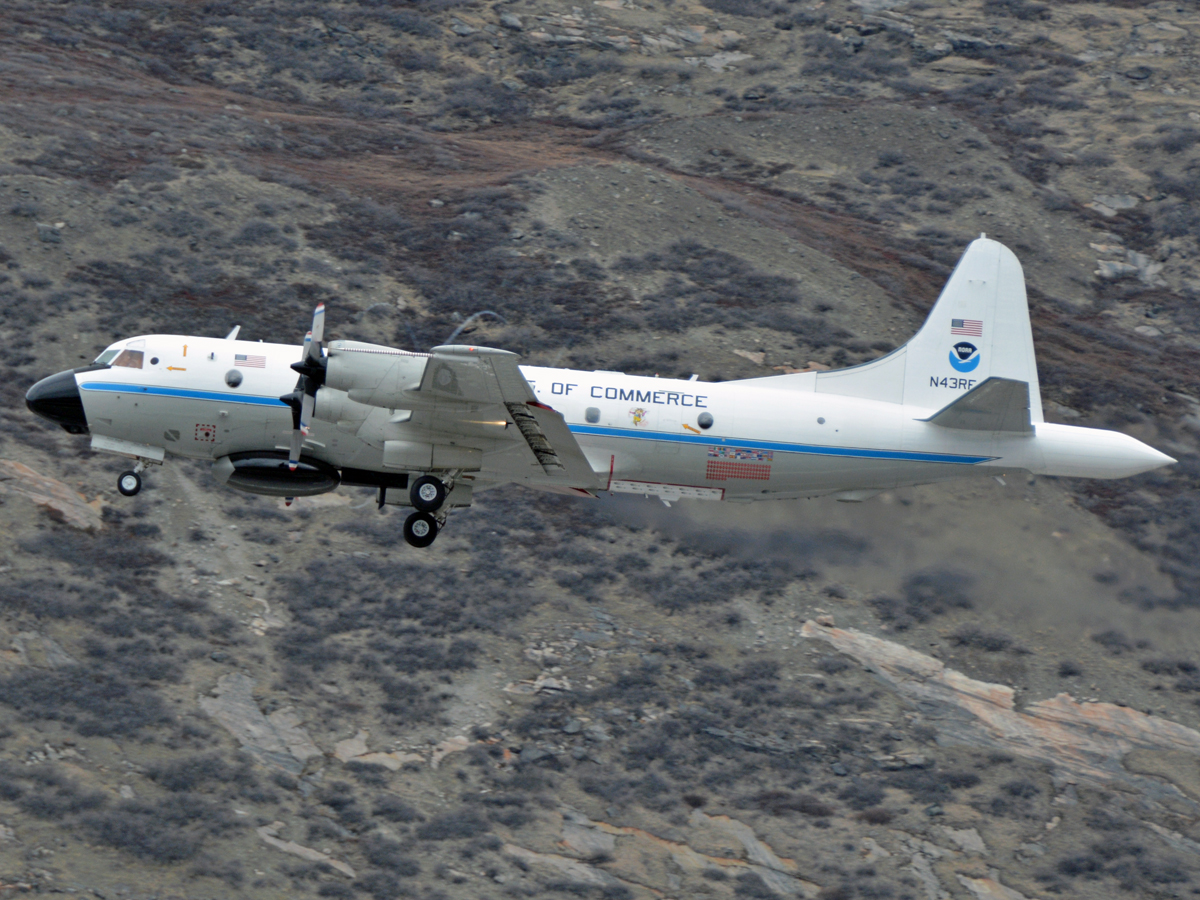 N43RF, (cn 285A-5633), Lockheed WP-3D Orion