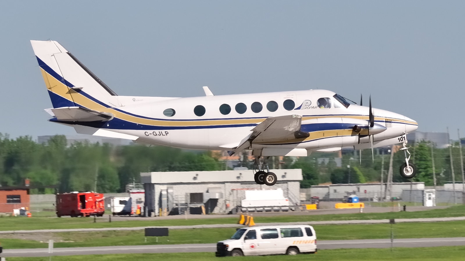 C-GJLP (B-148) 1973 Beechcraft A100 King Air
