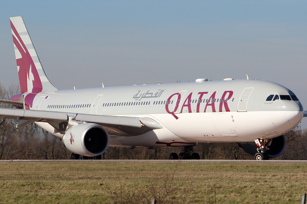 A7-AED, (cn 680), Airbus A330-302