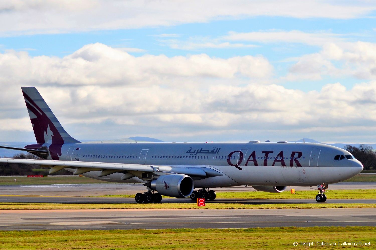 A7-AEI (813) 2006 Airbus A330-302