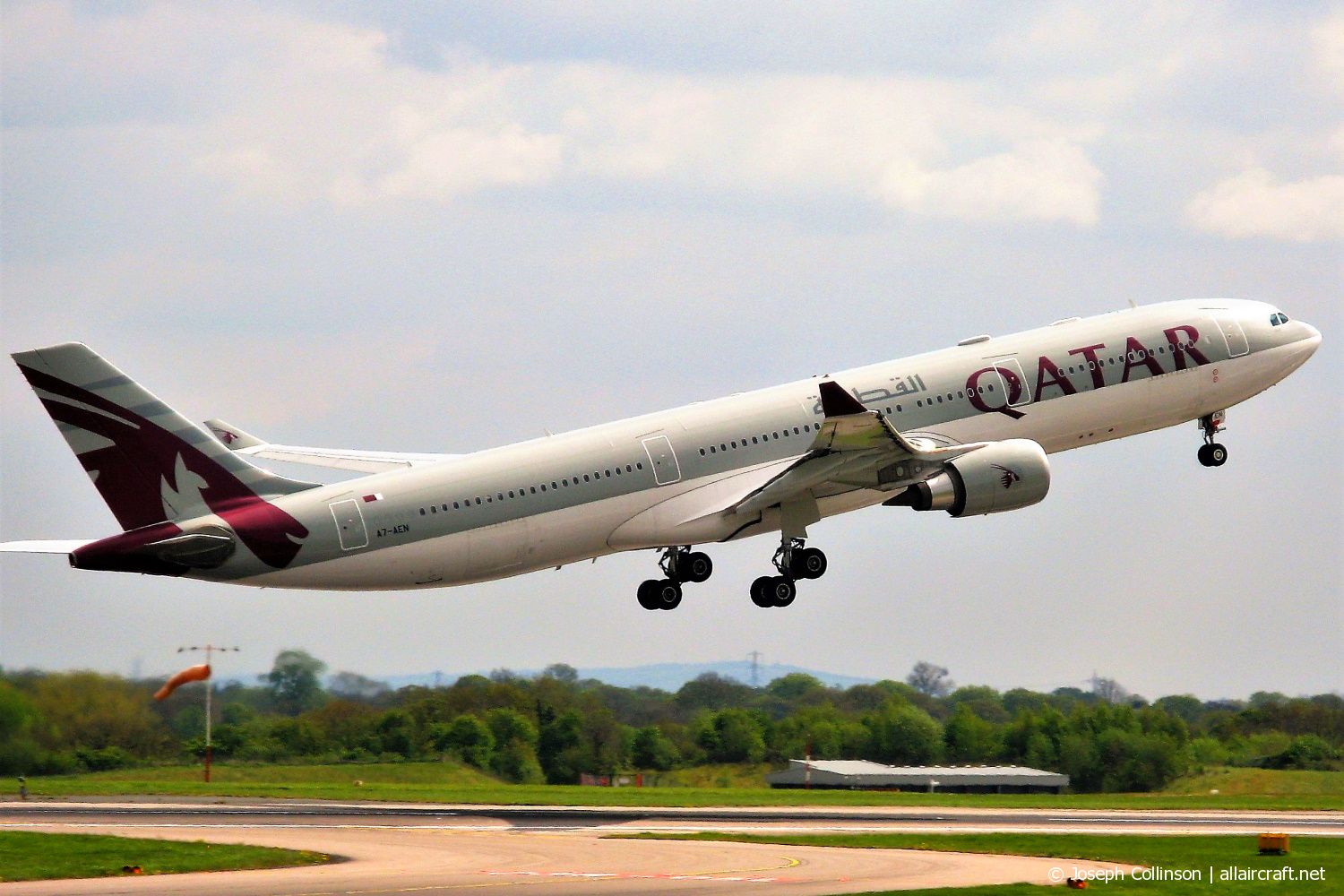 A7-AEN (907) 2008 Airbus A330-302