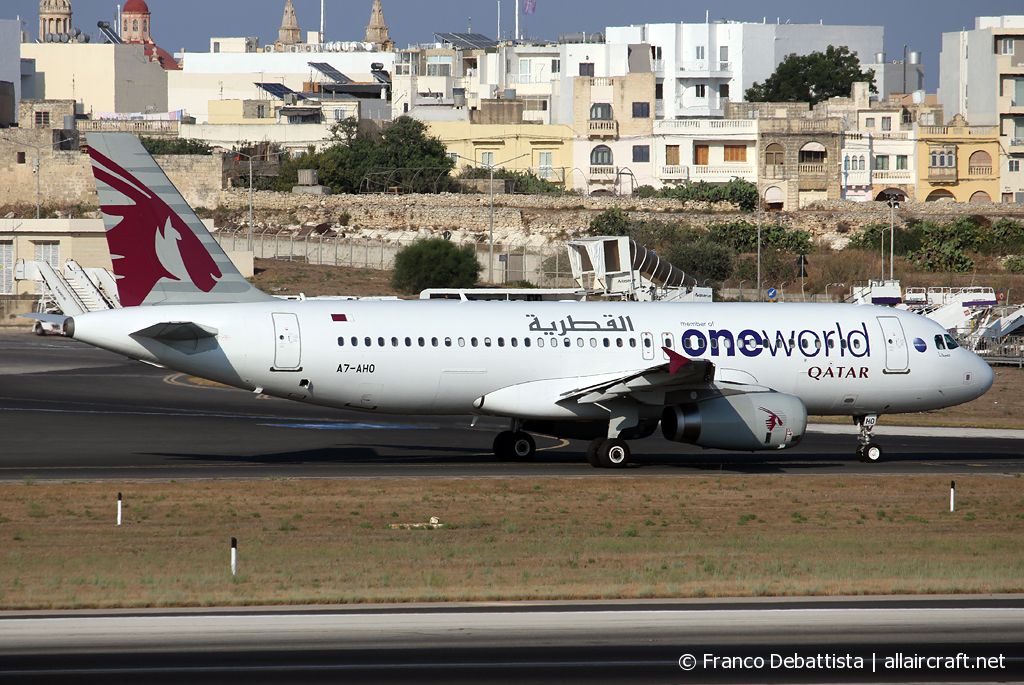 A7-AHO (4810) 2011 Airbus A320-232
