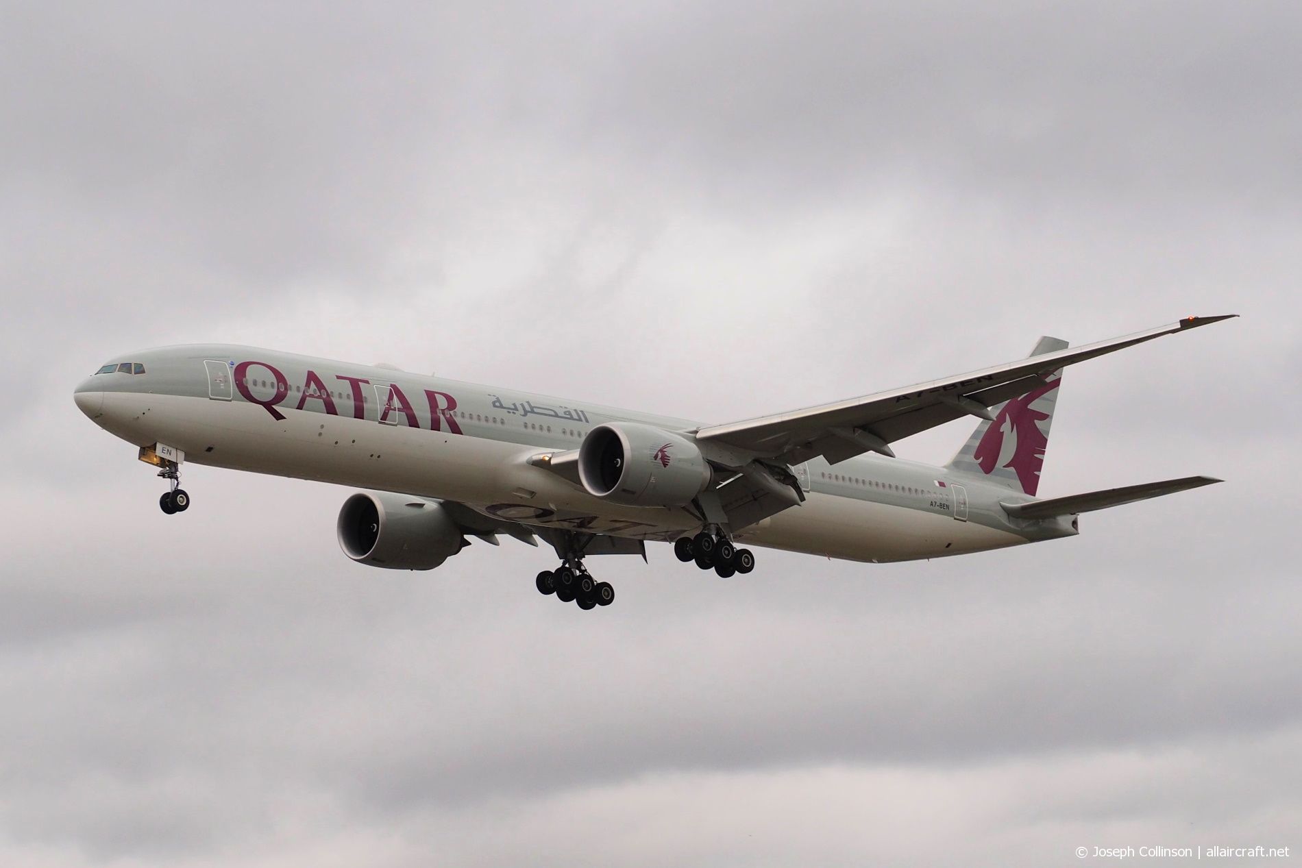 A7-BEN (64064) 2017 Boeing 777-3DZ(ER)