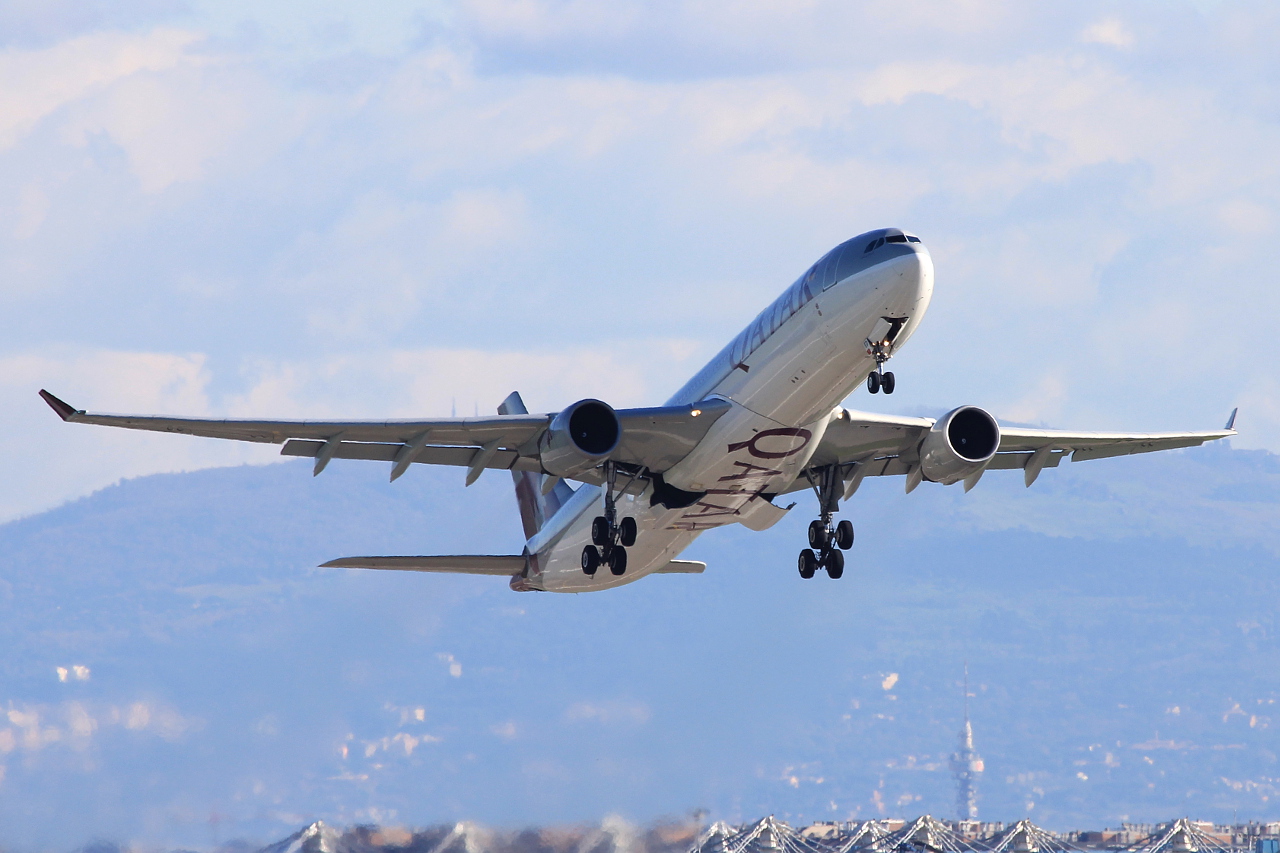 A7-AED, (cn 680), Airbus A330-302