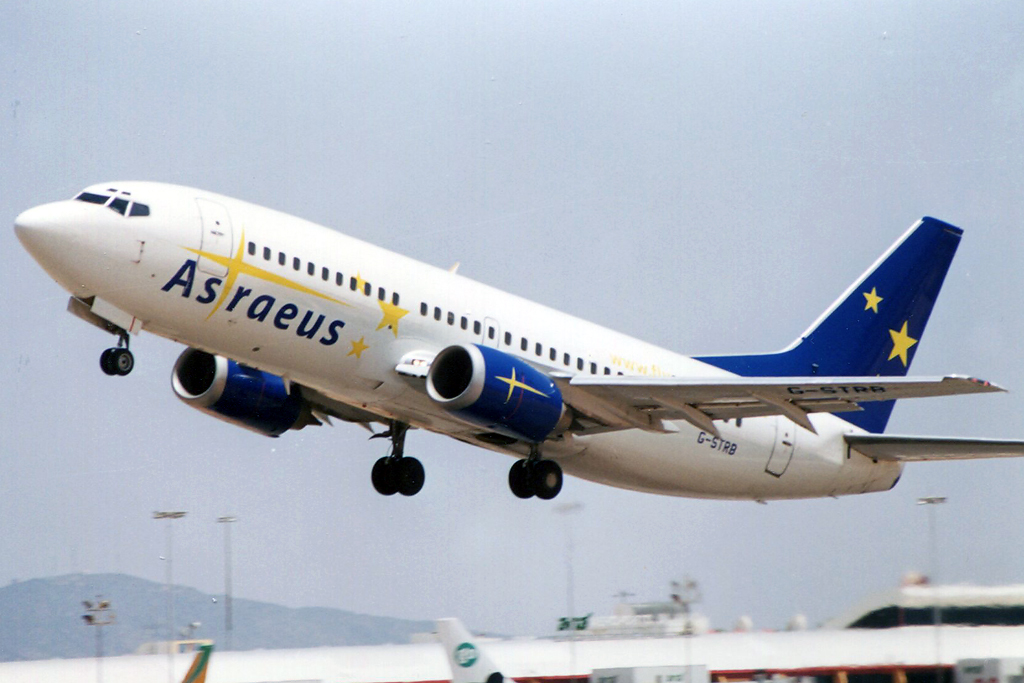 G-STRB (cn 24255) Boeing 737-3Y0