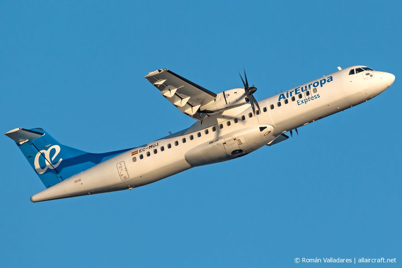 EC-MUJ (879) 2009 ATR 72-500