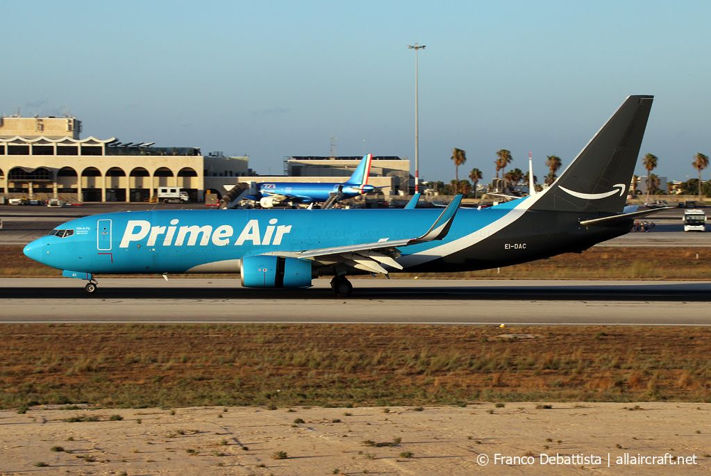 EI-DAC (29938) 2002 Boeing 737-8AS(BCF)(WL)