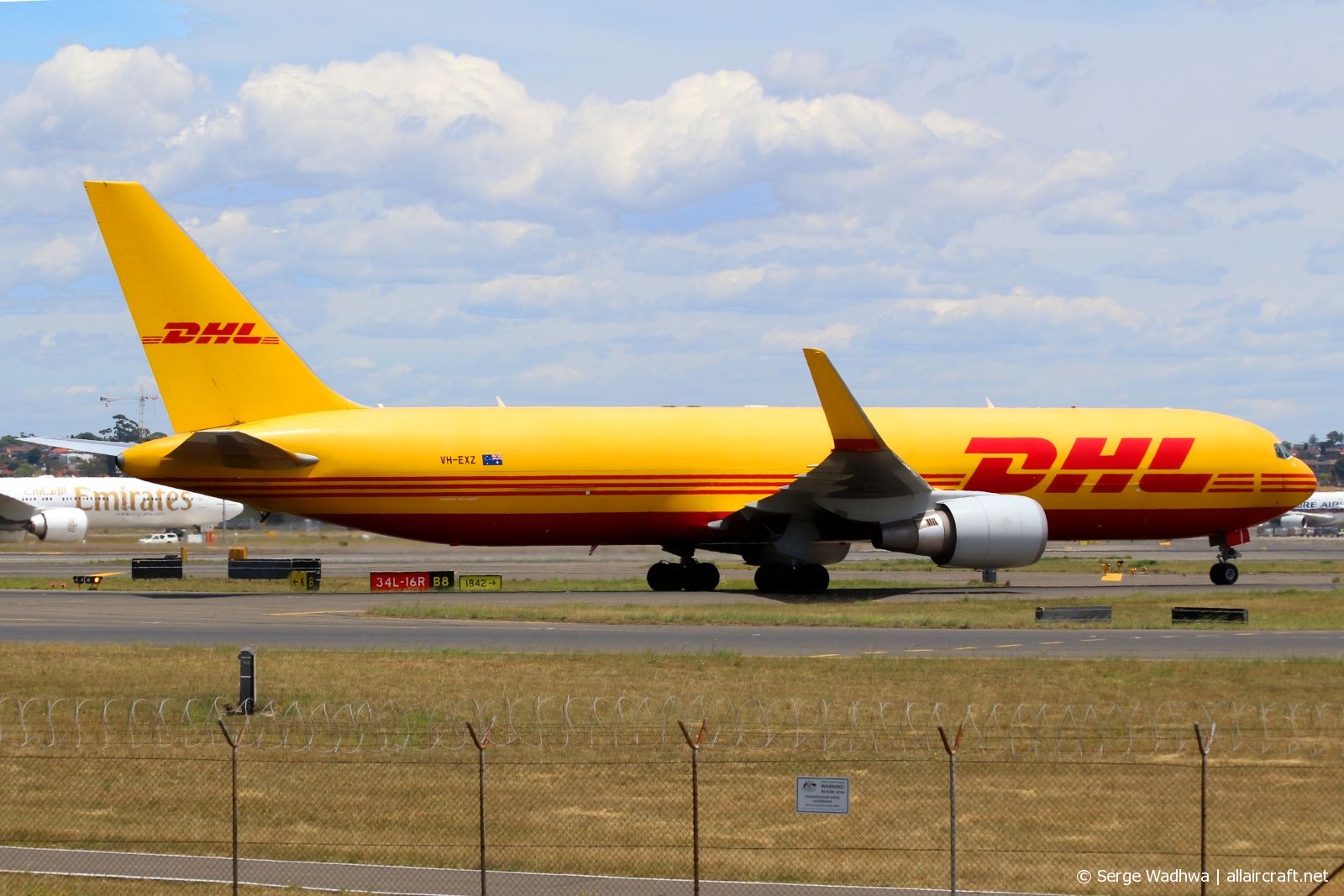 VH-EXZ · Boeing 767-3JHF(WL) · (SYD / YSSY)