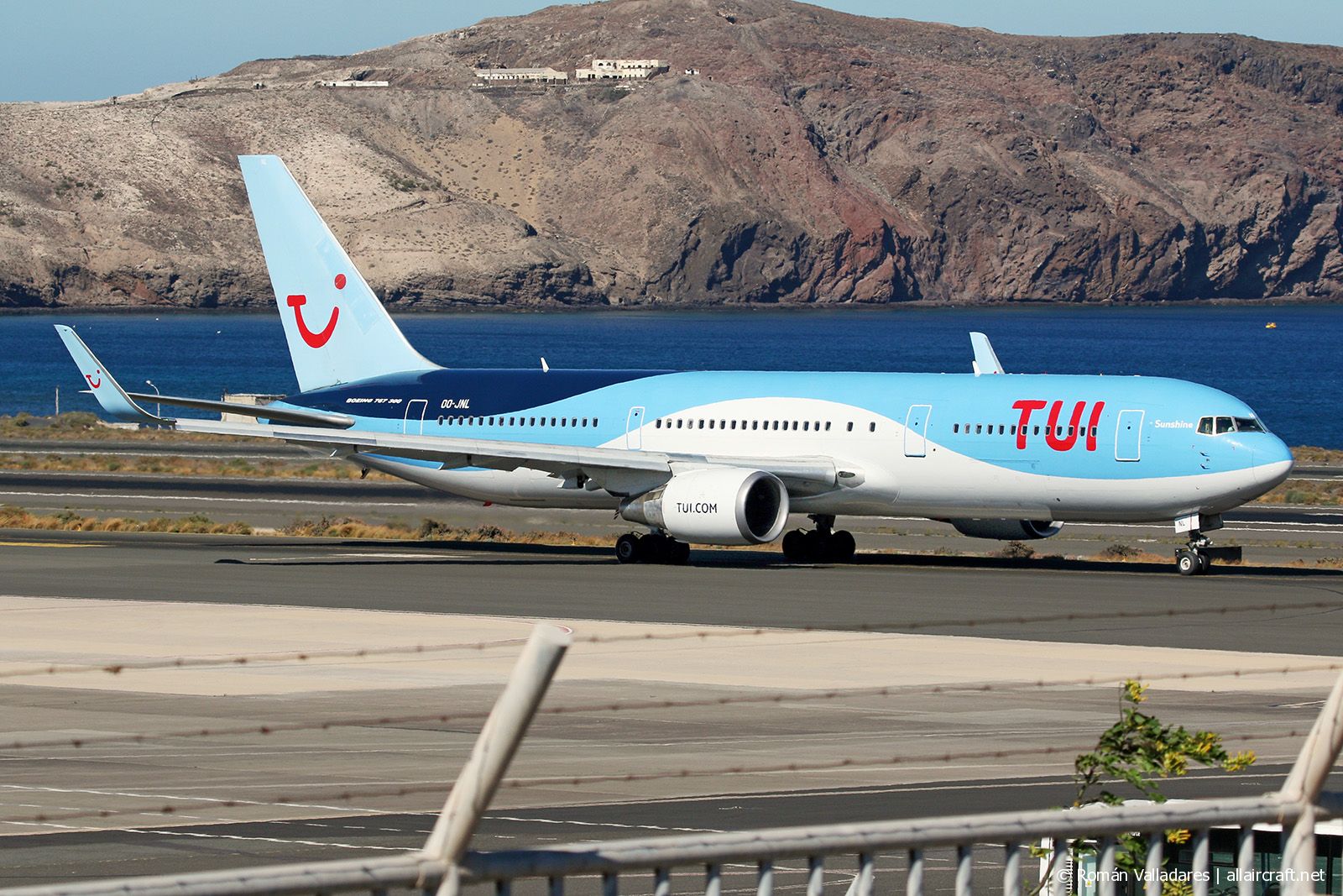 OO-JNL (29384) 2000 Boeing 767-304(ER)(WL)