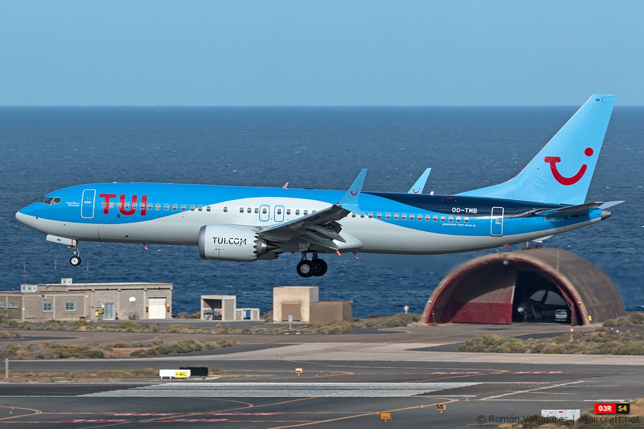 OO-TMB (44591) 2018 Boeing 737-8 MAX