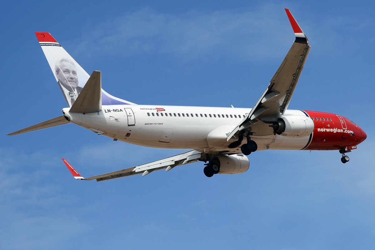 LN-NGA (39014) 2012 Boeing 737-8JP WL