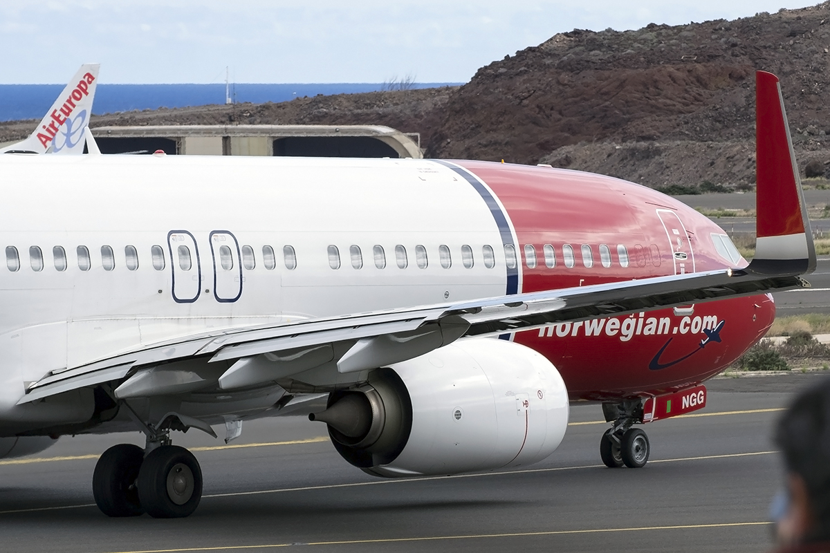 LN-NGG (39018) 2012 Boeing 737-8JP WL