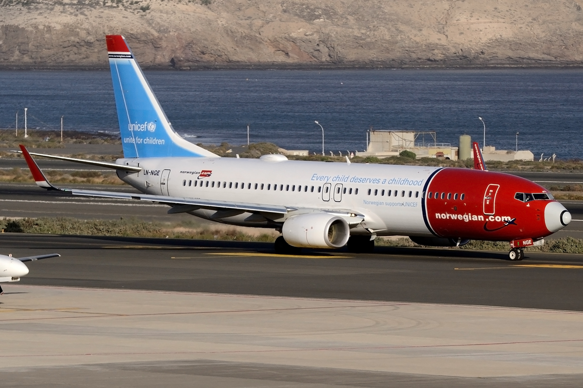 LN-NGE (39050) 2012 Boeing 737-8JP WL