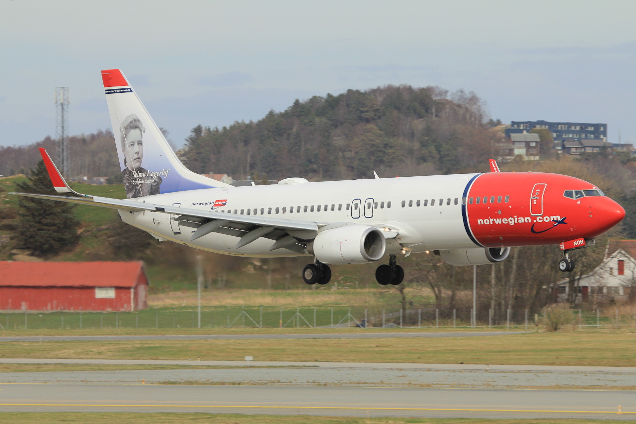 LN-NOH (36814) 2009 Boeing 737-86N WL