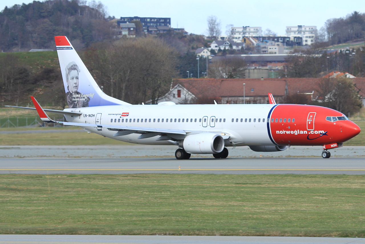 LN-NOH (36814) 2009 Boeing 737-86N WL