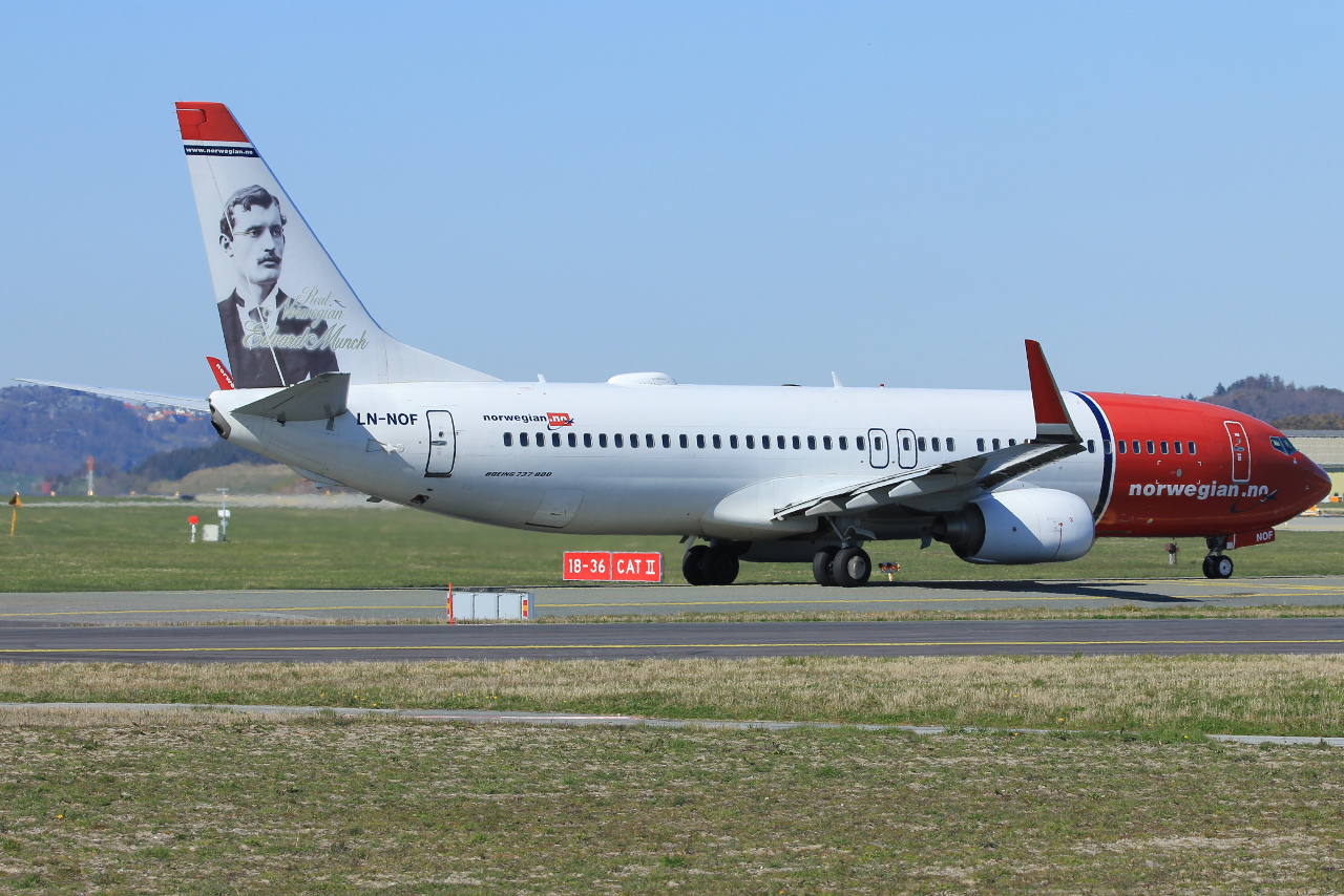 LN-NOF (36809) 2008 Boeing 737-86N(WL)