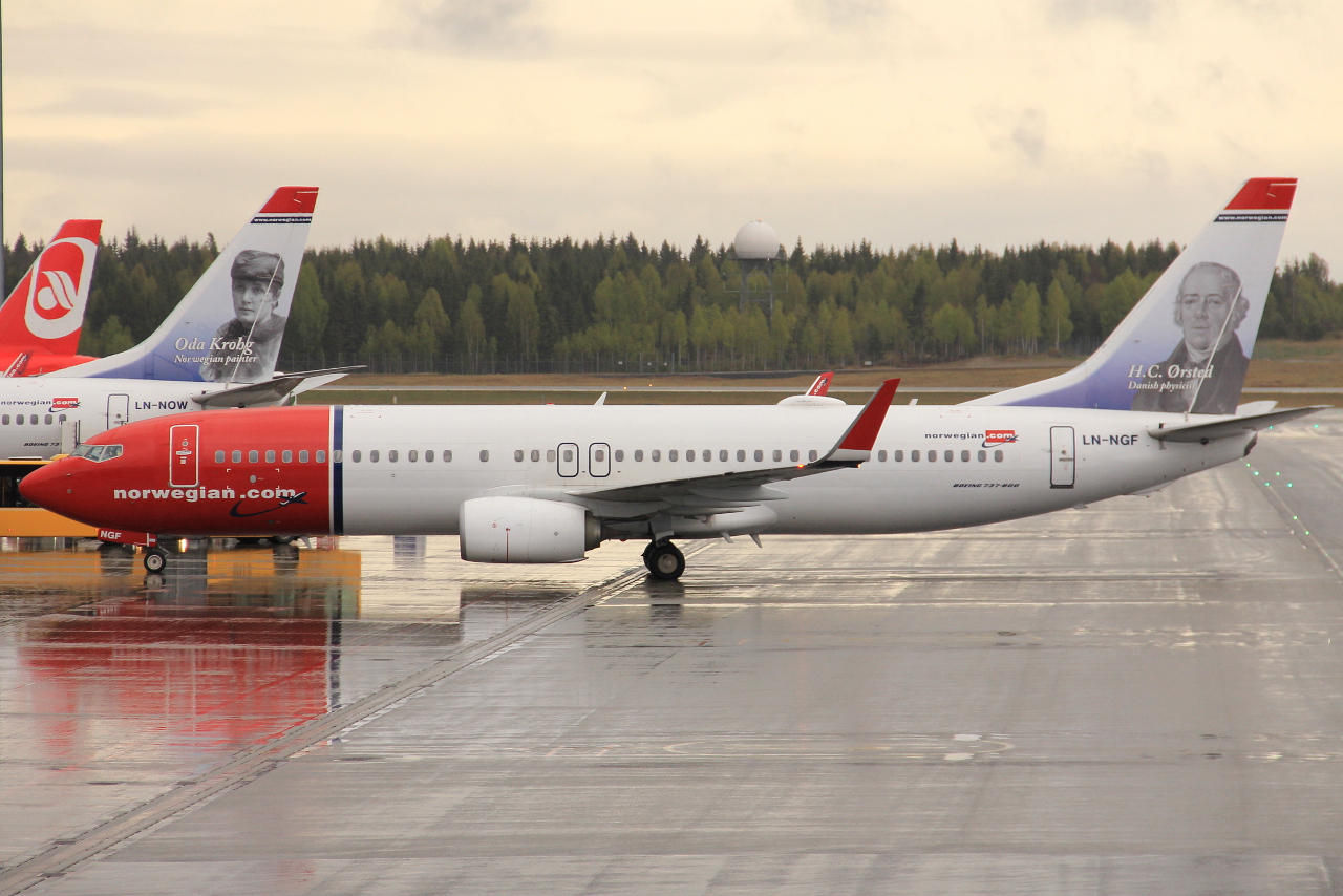 LN-NGF (39017) 2012 Boeing 737-8JP WL