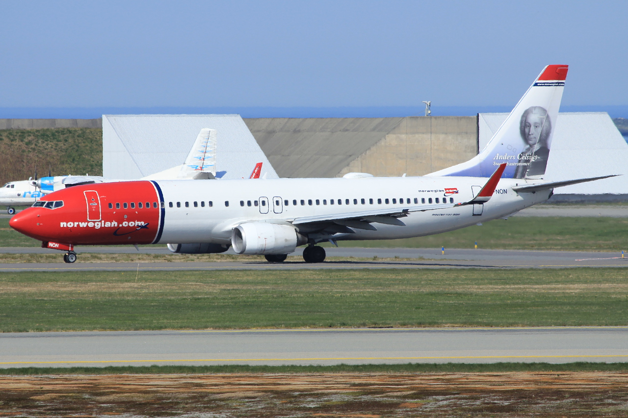LN-NON (28620) 2000 Boeing 737-86N WL
