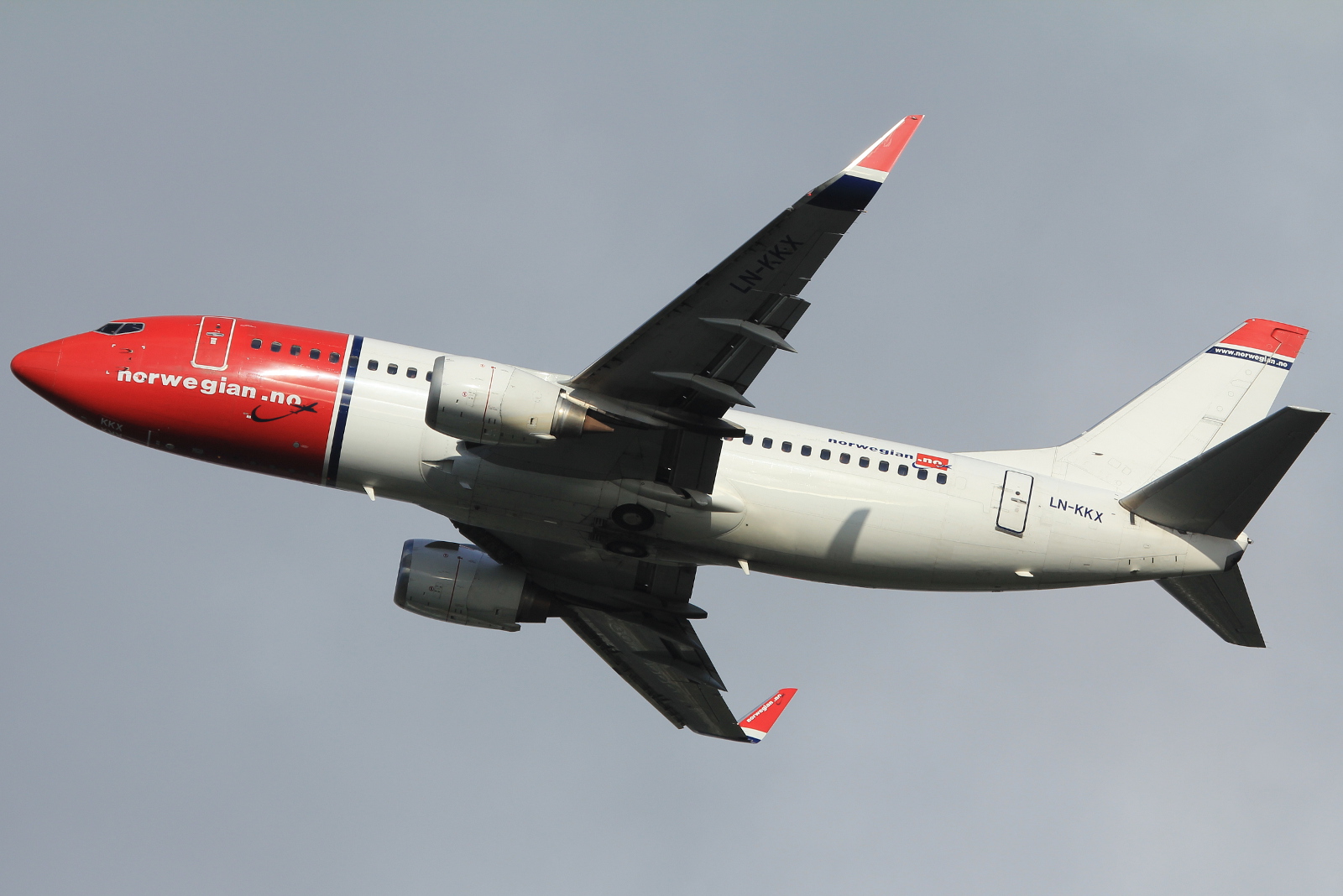LN-KKX (29072) 1998 Boeing 737-33S WL