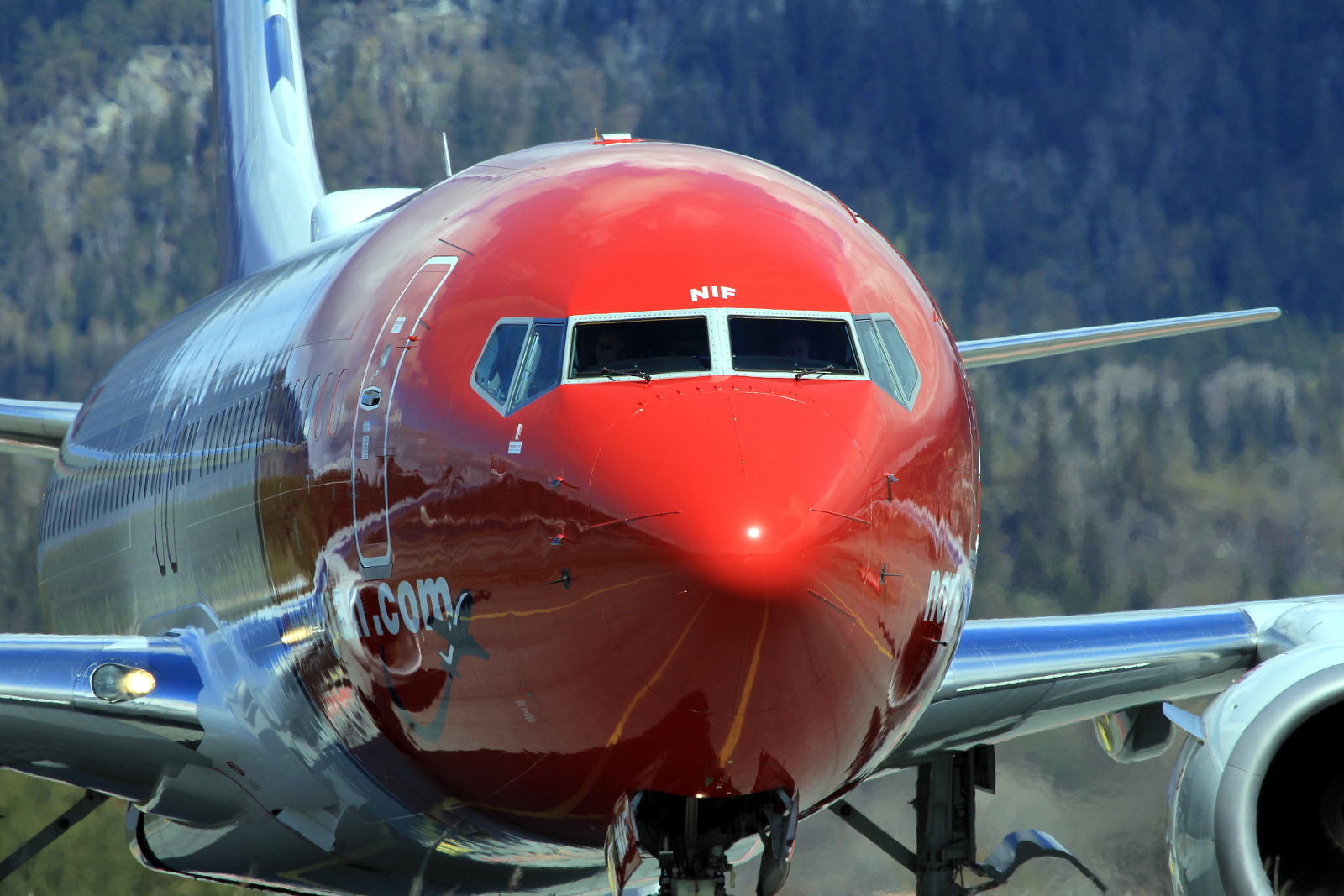 LN-NIF (39434) 2013 Boeing 737-8JP WL