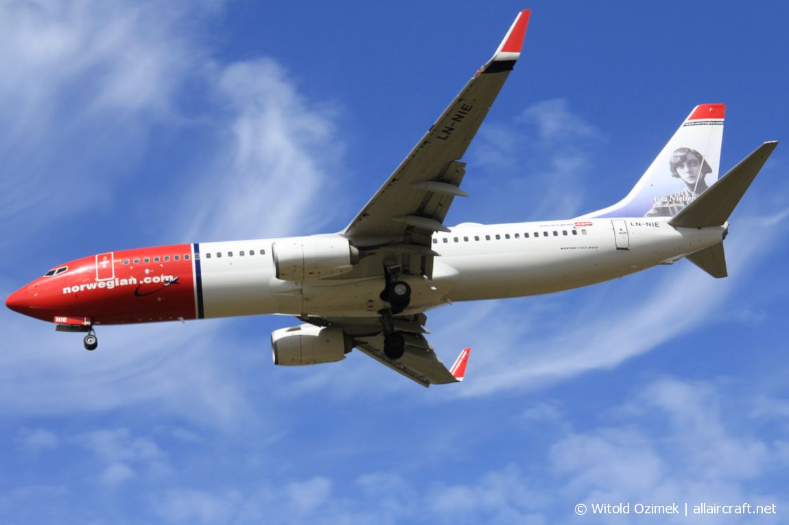 LN-NIE (39435) 2013 Boeing 737-8JP WL