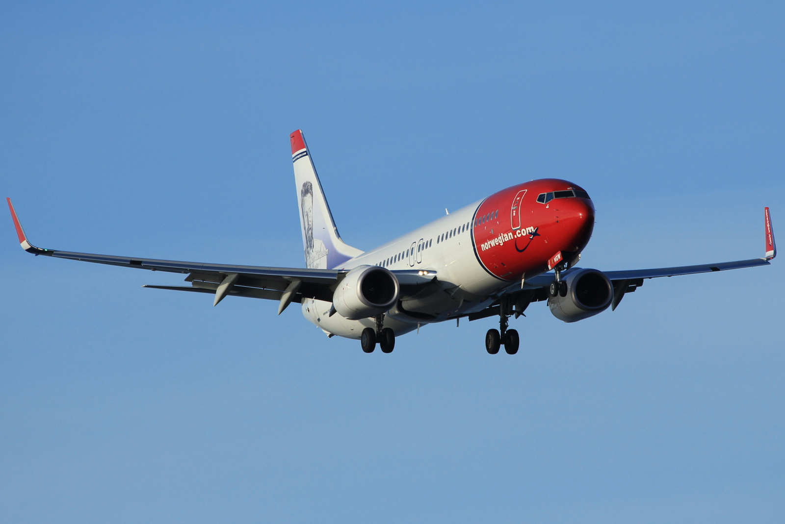 LN-NGW (39032) 2014 Boeing 737-8JP WL