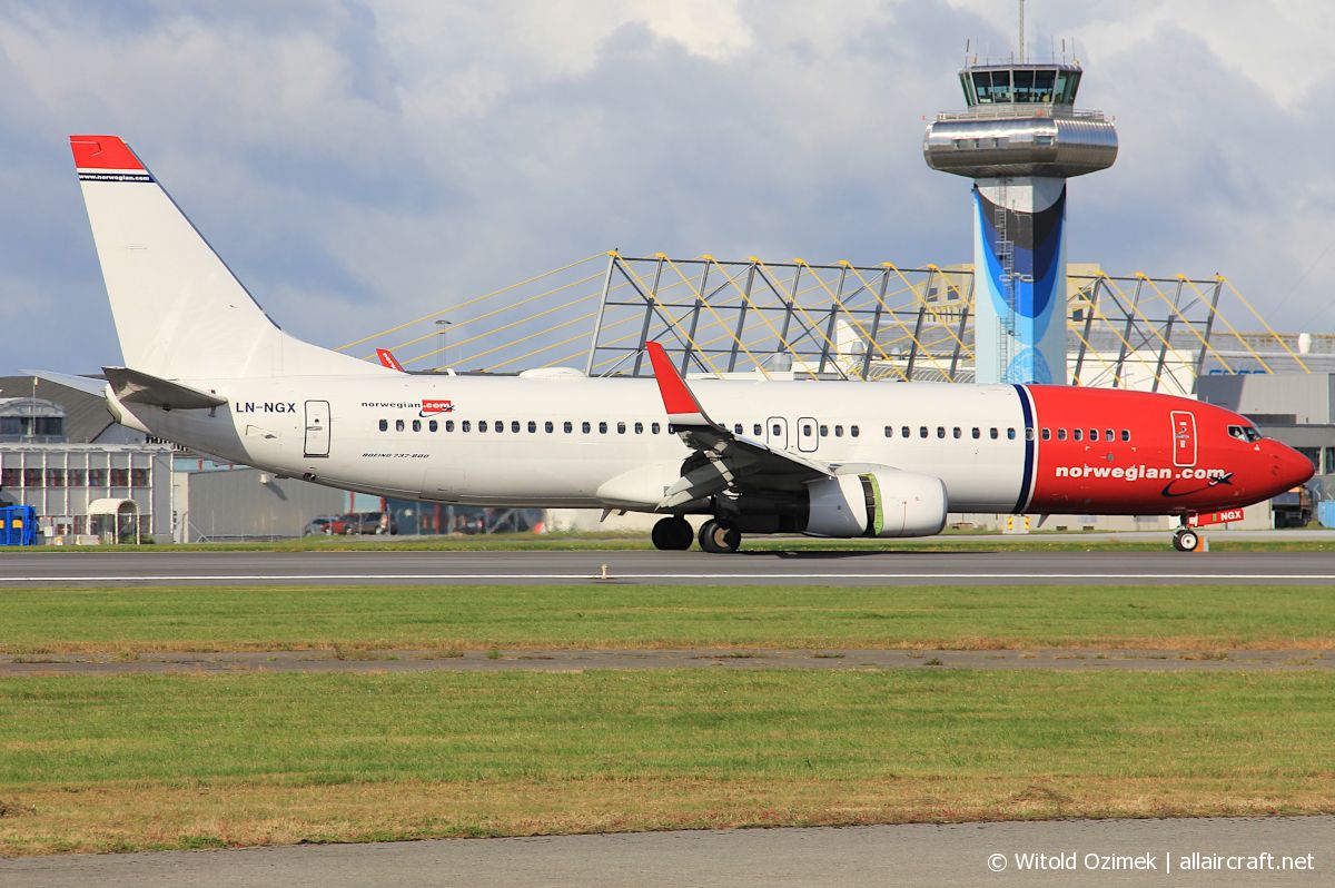 LN-NGX (29033) 2014 Boeing 737-8JP WL