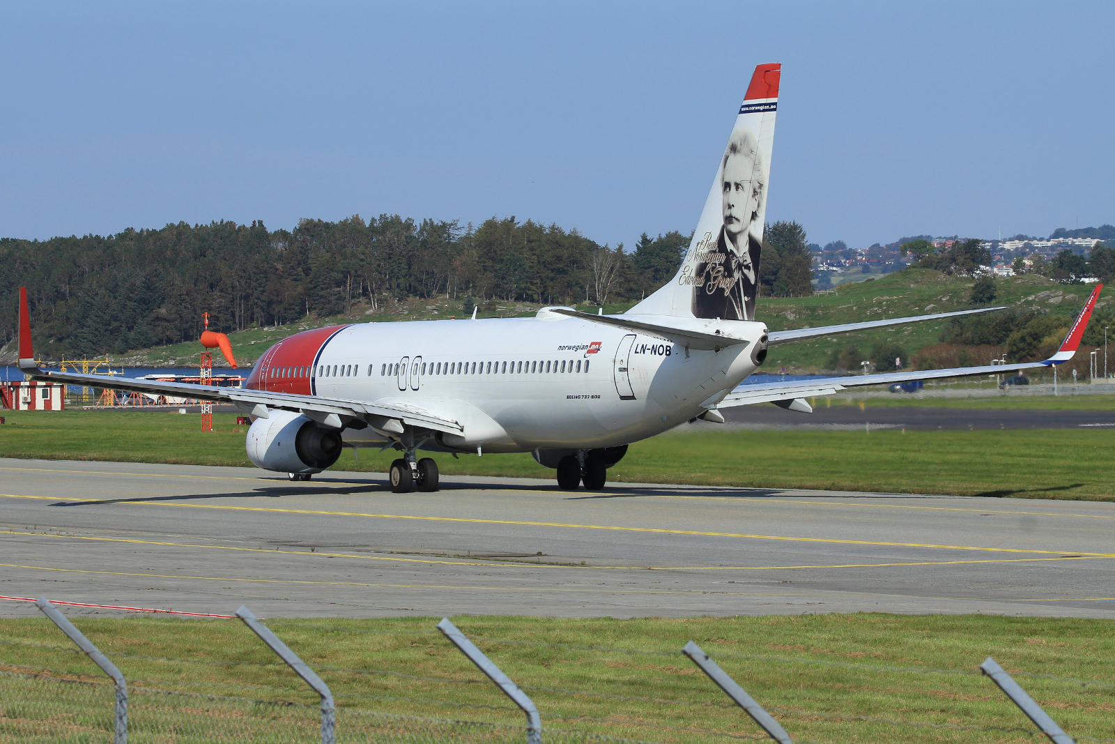 LN-NOB (34954) 2008 Boeing 737-8FZ WL