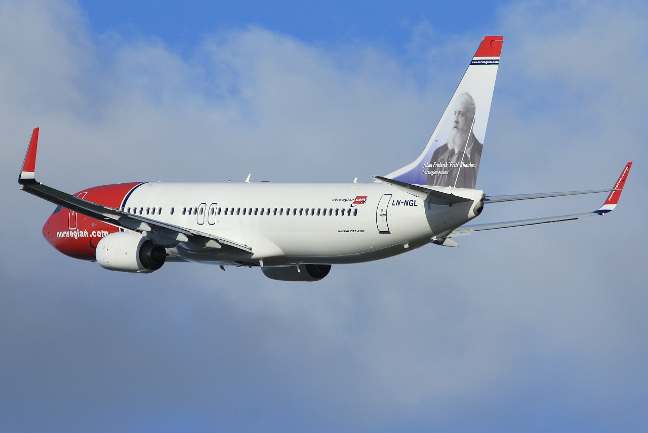 LN-NGL (39023) 2013 Boeing 737-8JP WL