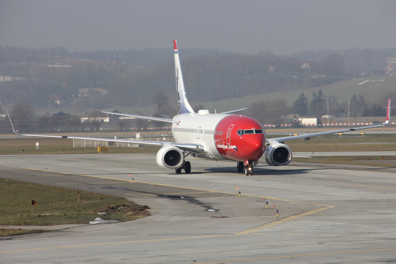 LN-DYB (39163) 2009 Boeing 737-8JP WL