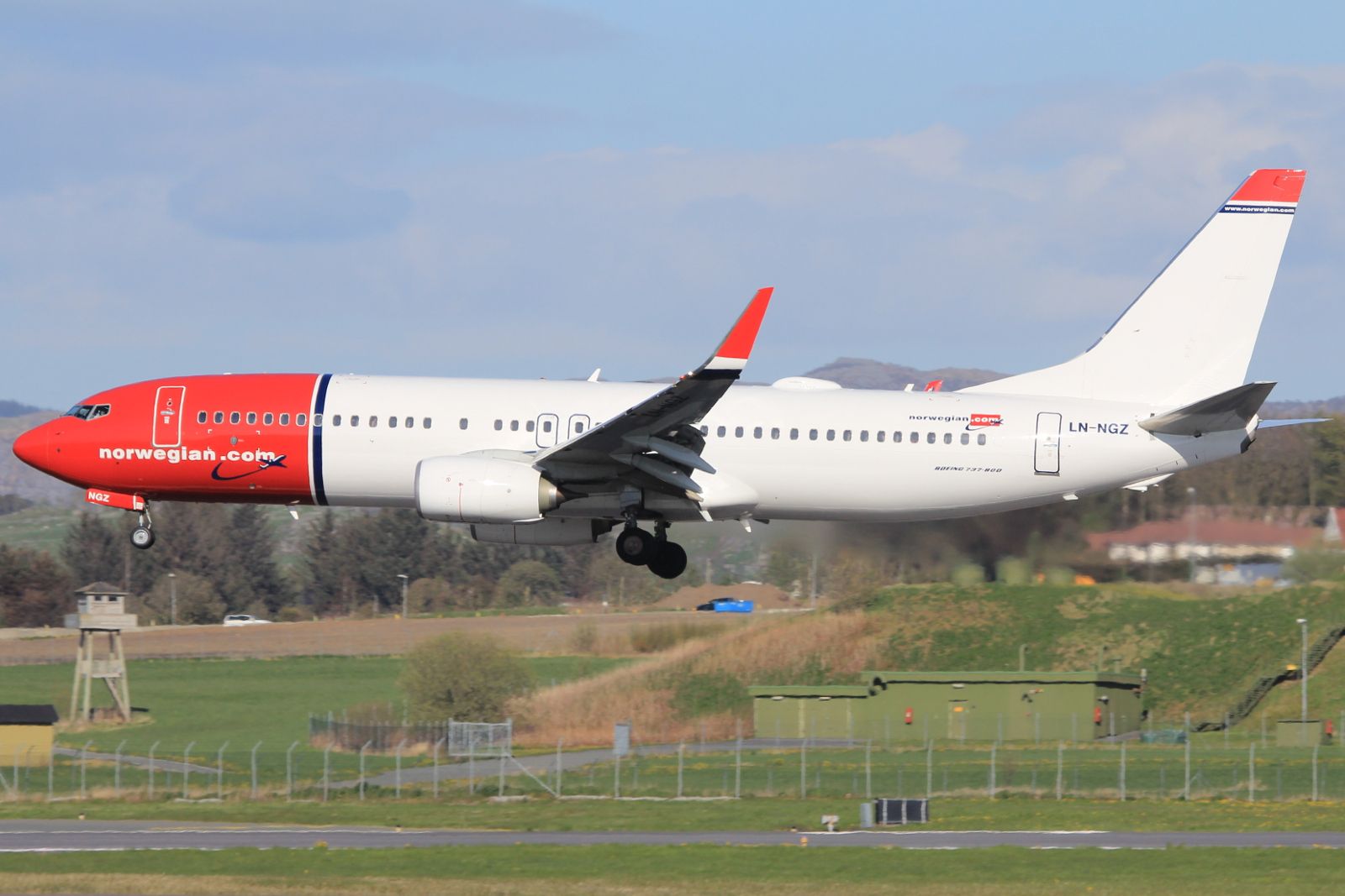 LN-NGZ (41127) 2014 Boeing 737-8JPWL