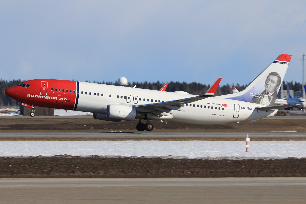 LN-NOE (35283) 2008 Boeing 737-8Q8 WL