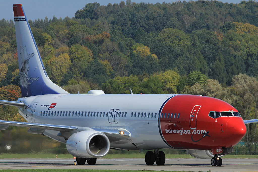 LN-DYH (40865) 2010 Boeing 737-8JP WL